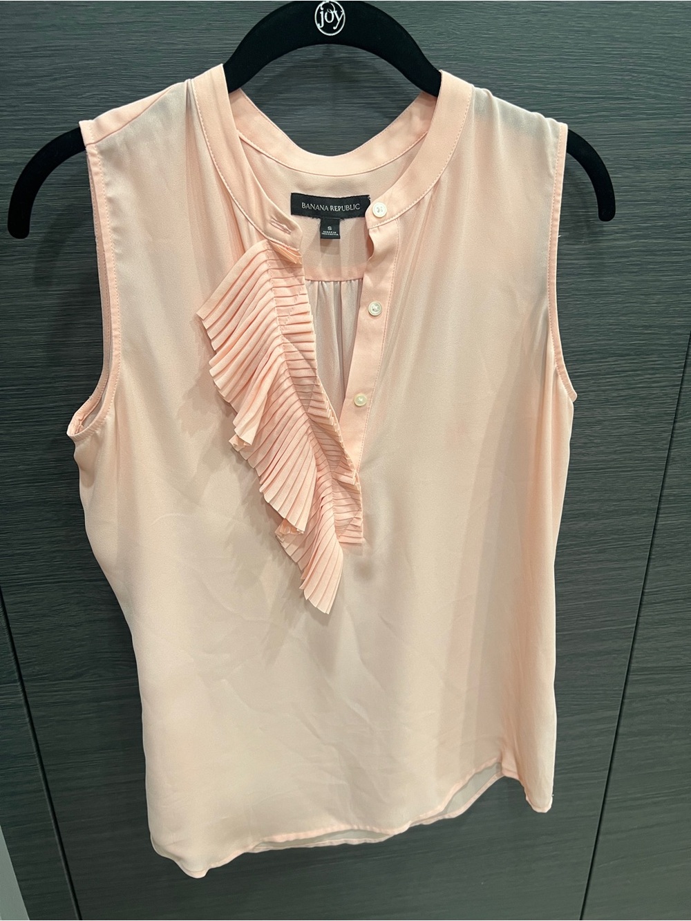 Banana Republic Blush Pink Sleeveless Ruffle Front Shell